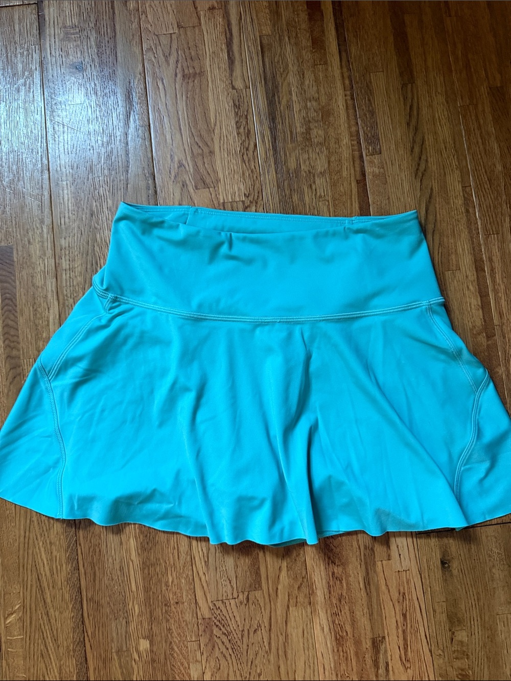 Athleta Aqua Blue Circle Skort with Wide Waistband. Great condition